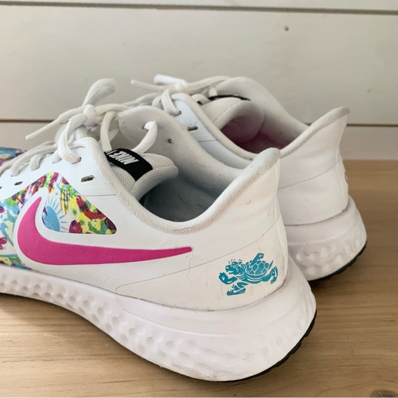 Nike Revolution 5 Multicolored Fable Gymshoe Youth 6 - Picture 4 of 10